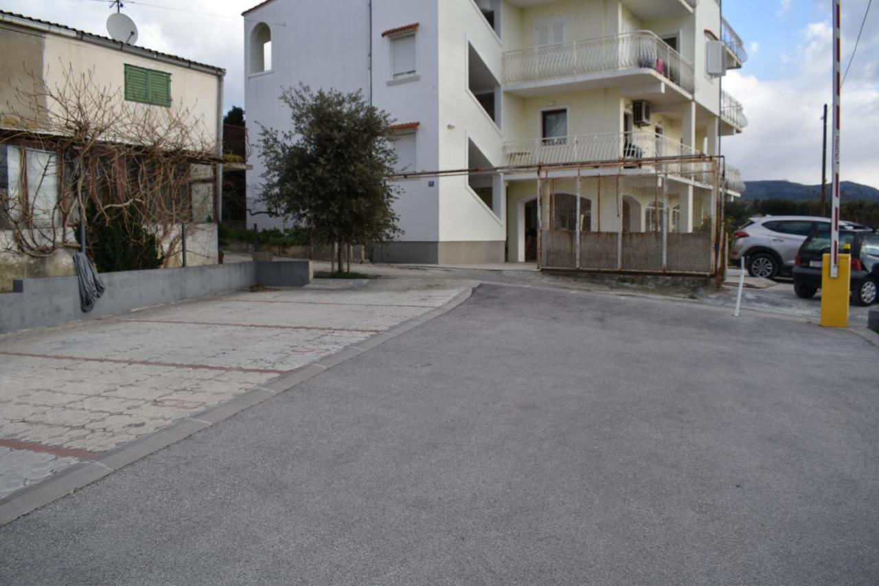 Apartment Alfa Split Luaran gambar