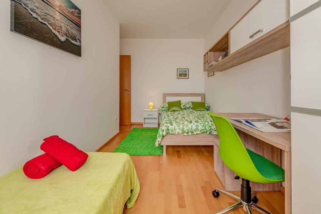 Apartment Alfa Split Luaran gambar