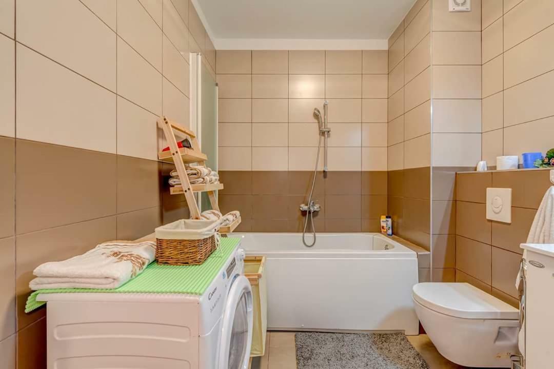 Apartment Alfa Split Luaran gambar